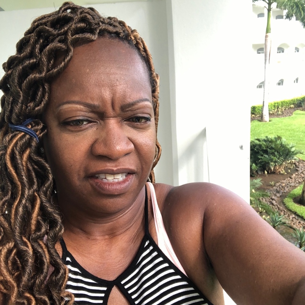 Meet your Posher, Kitt